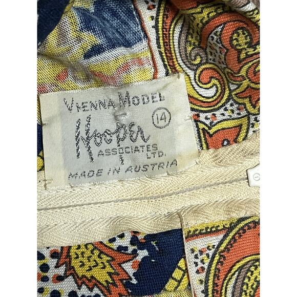 Vintage Hooper Vienna Model Shirt Womens Medium Paisley Austria 70s Blouse Retro - Picture 8 of 13